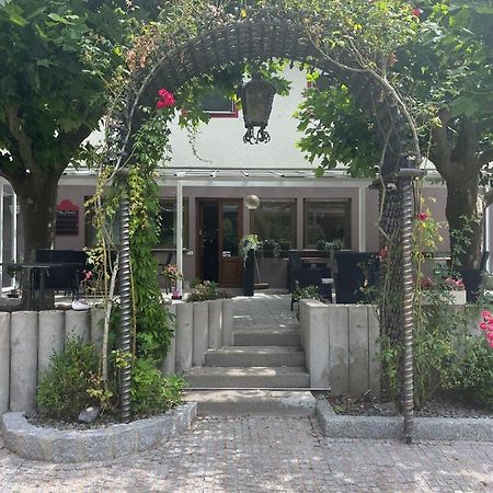 Hotel Lowen Tengen Eksteriør bilde